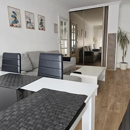 Elegant 3 Pieces Proche Paris La Defense
