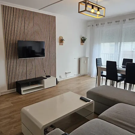 Elegant 3 Pieces Proche Paris La Defense Appartamento *